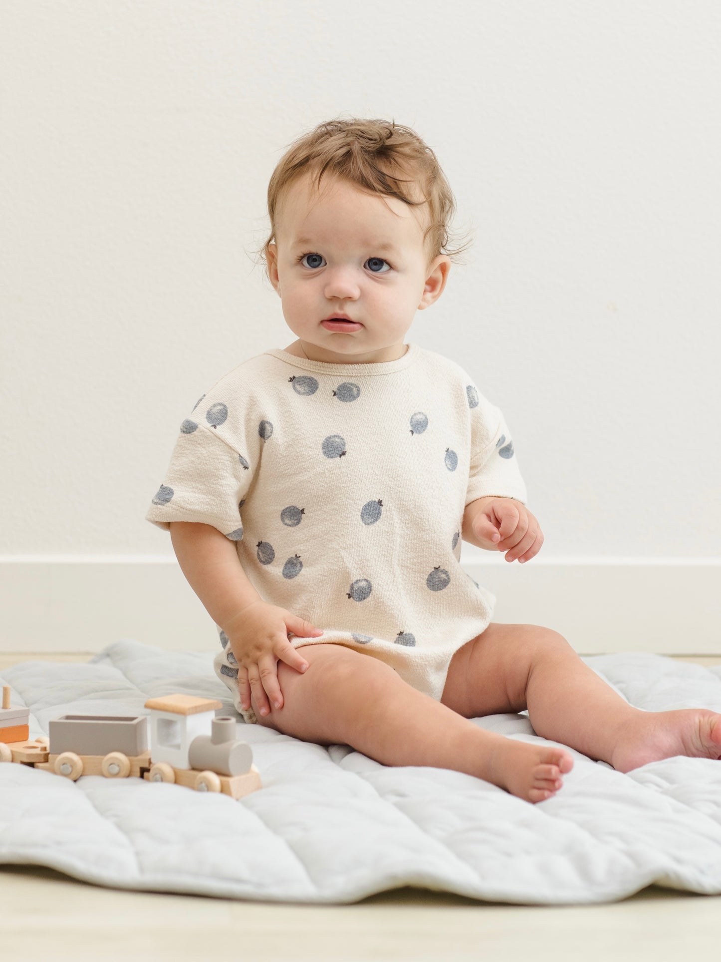 RELAXED SHORT SLEEVE BUBBLE ROMPERS / QUINCY MEA